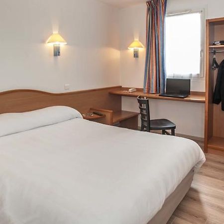 Brit Hotel Essentiel Cahors Nord Camera foto